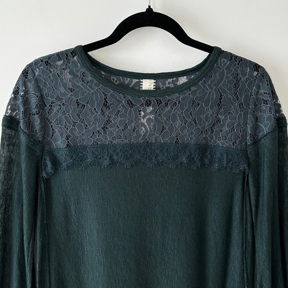 Free People New Romantics Green Lace Top - Picture 2 of 13